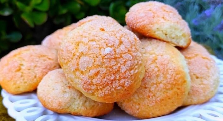 Нежное печенье на сметане: вкус детства на вашем столе