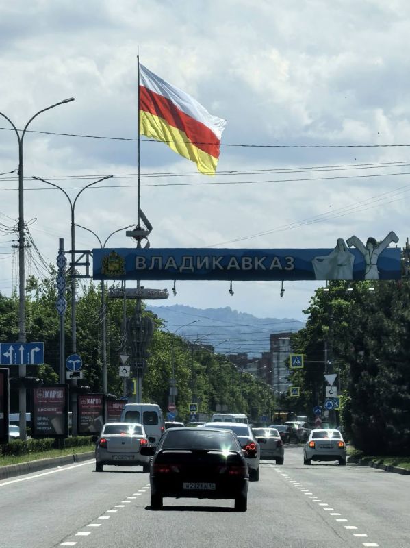 участники дорожного движения! Доброго утра и продуктивного рабочего дня вам сегодня, в понедельник!