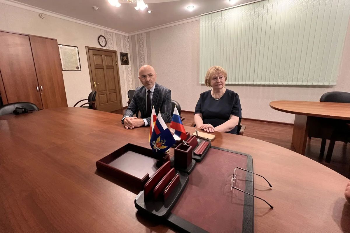 Член Совета при Президенте Российской Федерации по развитию гражданского общества и правам человека Александр Брод посетил УФСИН России по Республике Северная Осетия – Алания Член Совета при Президенте Российской Федерации по развитию гражданского общества и правам человека Александр Брод посетил УФСИН России по Республике Северная Осетия – Алания