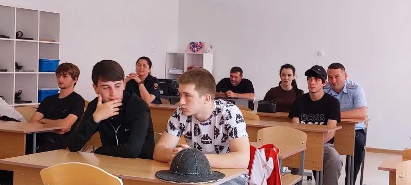 В Алагирском районе Северной Осетии состоялась встреча с участниками программы «Капитаны будущего» в рамках Всероссийской недели правовой помощи В Алагирском районе Северной Осетии состоялась встреча с участниками программы «Капитаны будущего» в рамках Всероссийской недели правовой помощи