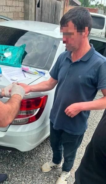 Полицейские Владикавказа за сутки изъяли около 100 граммов наркотиков в рамках операции «МАК» Полицейские Владикавказа за сутки изъяли около 100 граммов наркотиков в рамках операции «МАК»