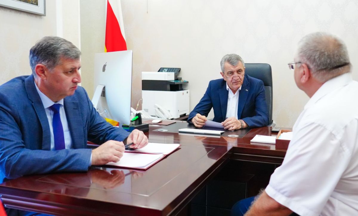 Сергей Меняйло провел прием граждан по личным вопросам