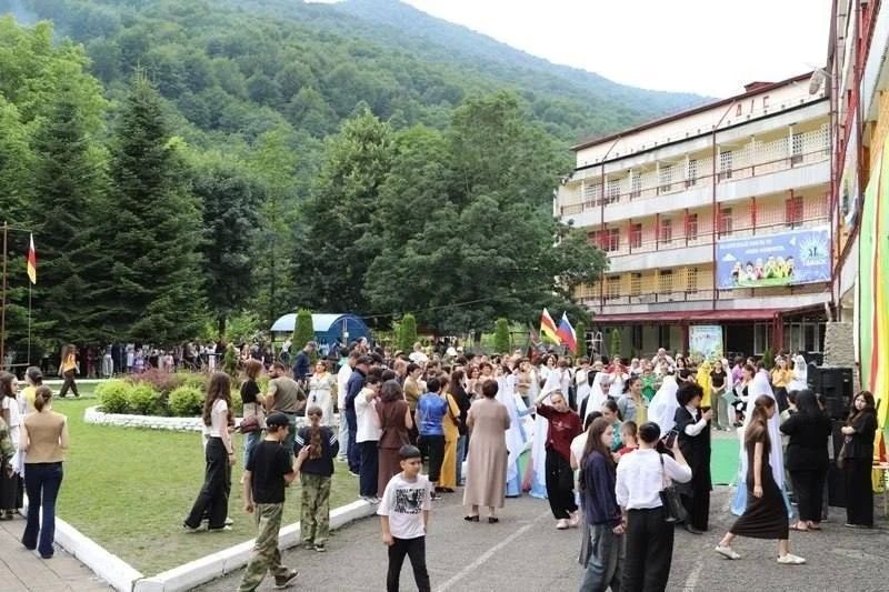 В центре «Тамиск» прошел этнокультурный праздник «Осетинское подворье» В центре «Тамиск» прошел этнокультурный праздник «Осетинское подворье»