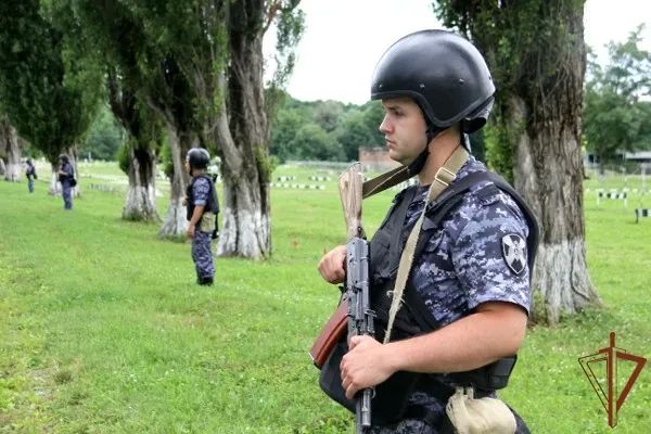 В Северной Осетии подразделения Росгвардии отработали действия по пресечению террористической угрозы В Северной Осетии подразделения Росгвардии отработали действия по пресечению террористической угрозы
