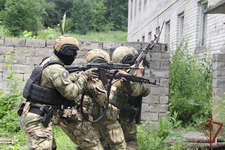 В Северной Осетии подразделения Росгвардии отработали действия по пресечению террористической угрозы В Северной Осетии подразделения Росгвардии отработали действия по пресечению террористической угрозы