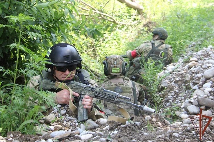 В Северной Осетии подразделения Росгвардии отработали действия по пресечению террористической угрозы В Северной Осетии подразделения Росгвардии отработали действия по пресечению террористической угрозы