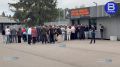 У касс стадиона "Спартак" сегодня ажиотаж