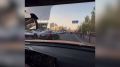 "От души, родной. Обнял". Водитель из Астаны растрогал соцсети необычным приветствием