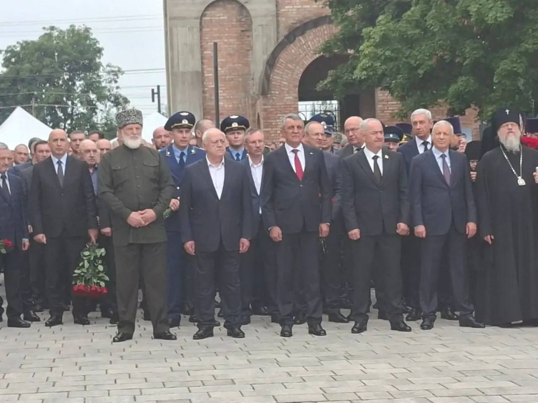Сегодня в Осетии дни траура Сегодня в Осетии дни траура