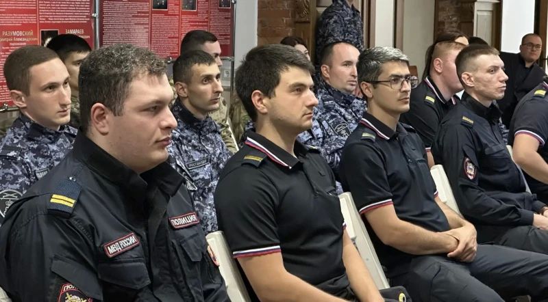 «Немые свидетели Бесланской трагедии»: член Общественного совета при МВД Северной Осетии Артемий Мириков представил выставку на памятном мероприятии в Музее органов внутренних дел «Немые свидетели Бесланской трагедии»: член Общественного совета при МВД Северной Осетии Артемий Мириков представил выставку на памятном мероприятии в Музее органов внутренних дел