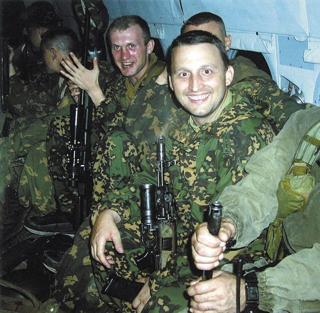 В Балашихинском районе на территории Николо-архангельского кладбища есть отдельная, очень особенная аллея В Балашихинском районе на территории Николо-архангельского кладбища есть отдельная, очень особенная аллея