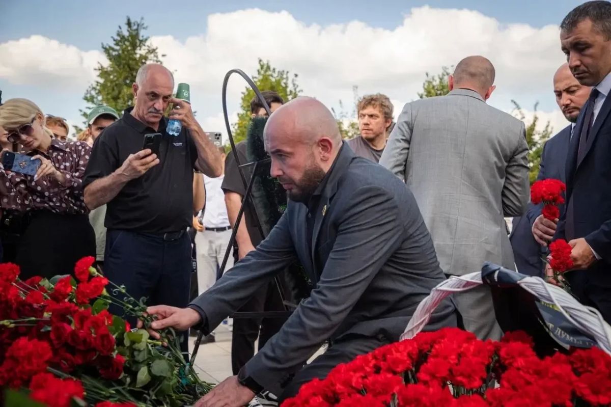 Сегодня в Беслане завершается трехдневная Вахта памяти Сегодня в Беслане завершается трехдневная Вахта памяти