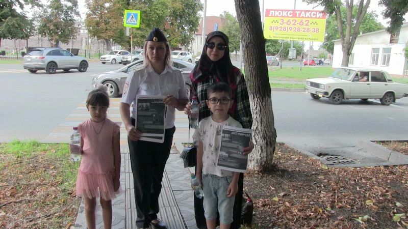 В Моздокском районе Северной Осетии полицейские и общественники провели акцию «Вода - символ жизни» в память о жертвах Беслана В Моздокском районе Северной Осетии полицейские и общественники провели акцию «Вода - символ жизни» в память о жертвах Беслана