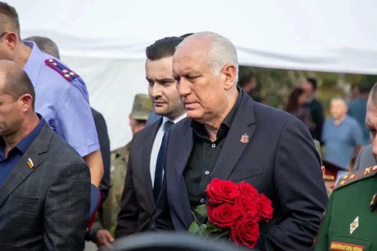Сегодня в Беслане завершается трехдневная Вахта памяти Сегодня в Беслане завершается трехдневная Вахта памяти