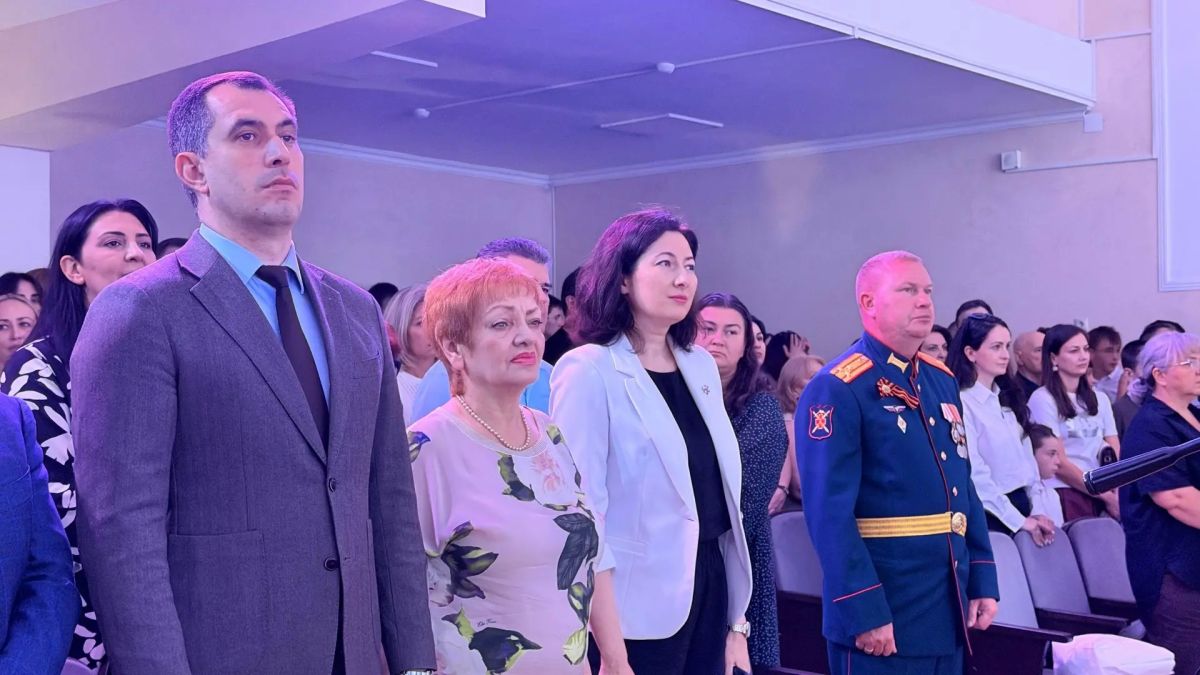 Первый звонок прозвенел в Республиканском лицее искусств Первый звонок прозвенел в Республиканском лицее искусств