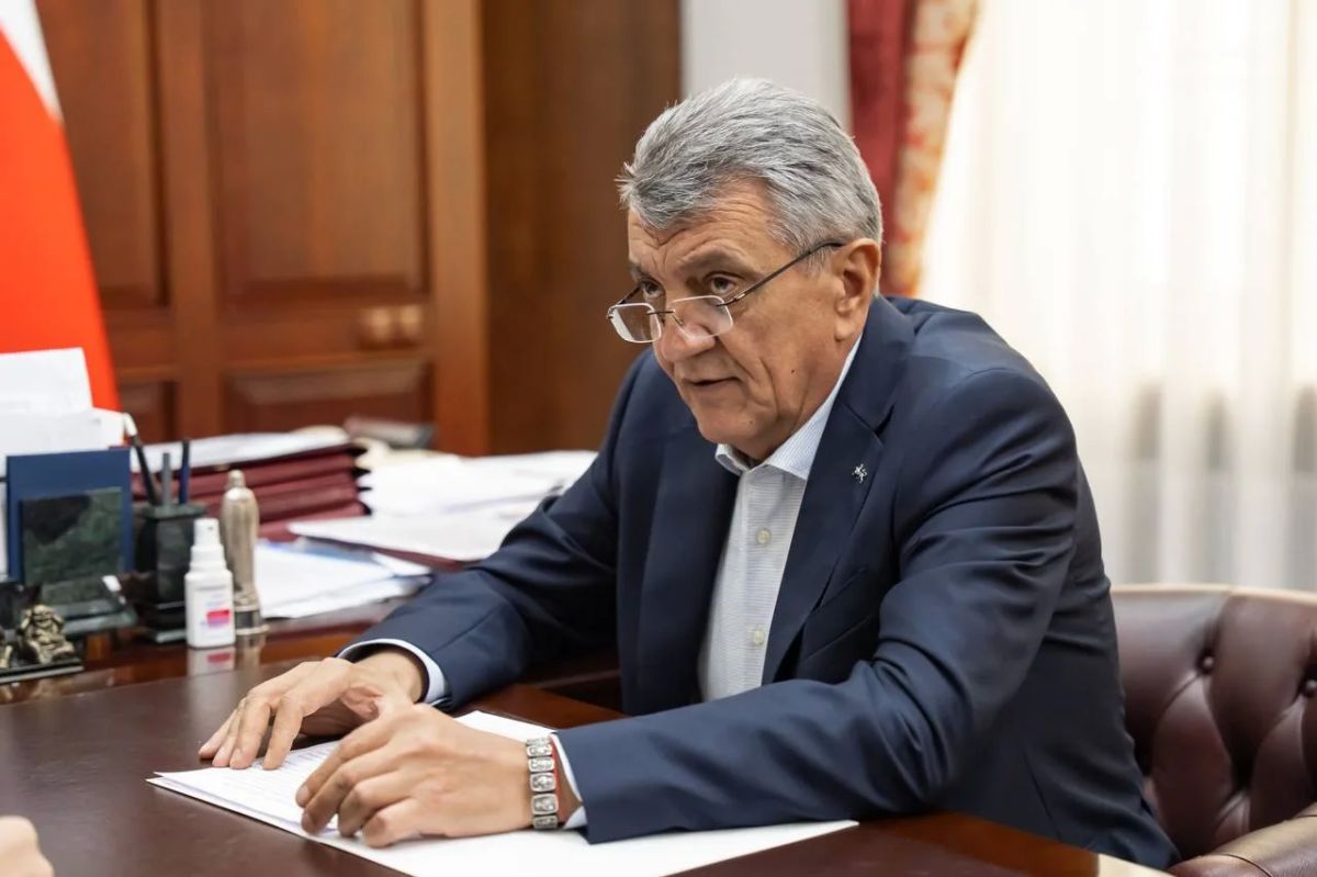 Меняйло и Фальков обсудили подготовку кадров и развитие высшего образования в Северной Осетии Меняйло и Фальков обсудили подготовку кадров и развитие высшего образования в Северной Осетии