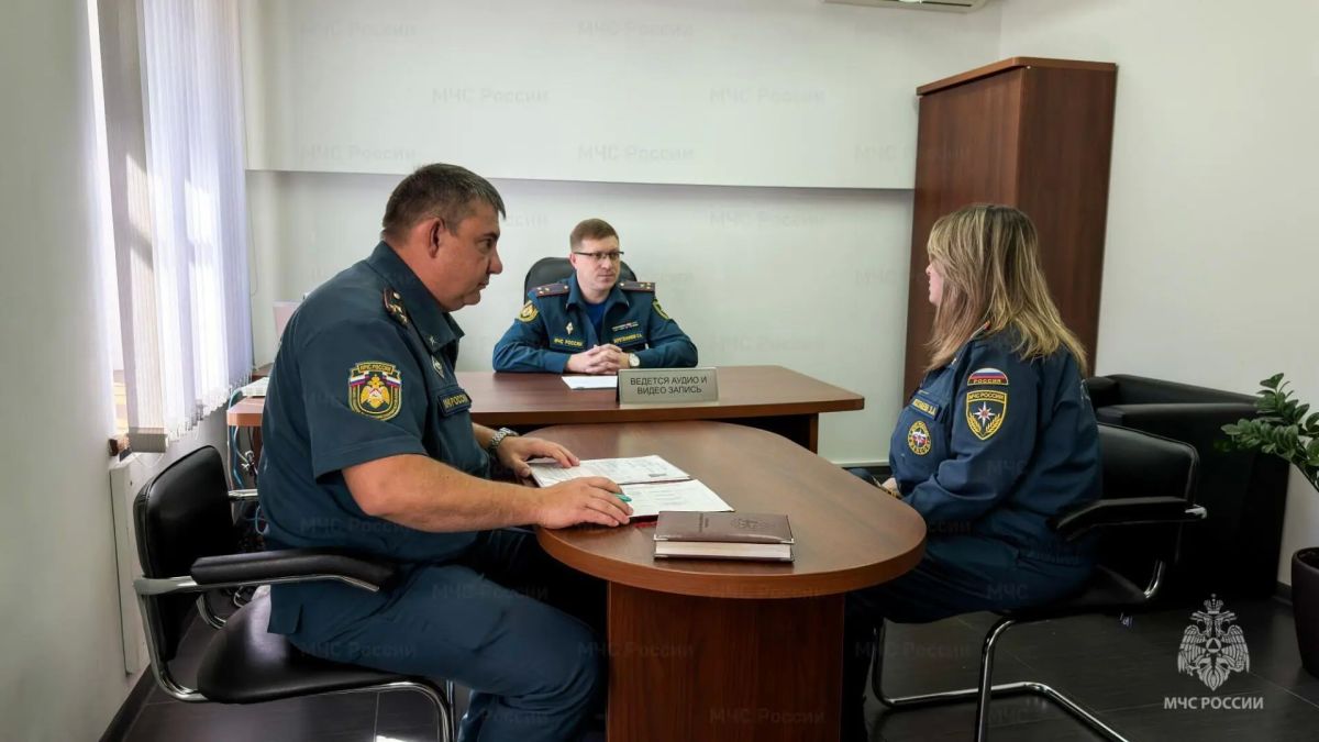 Сергей Веретенников провел прием граждан Сергей Веретенников провел прием граждан