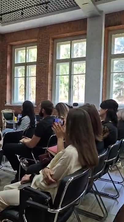 Только что мы получили это видео