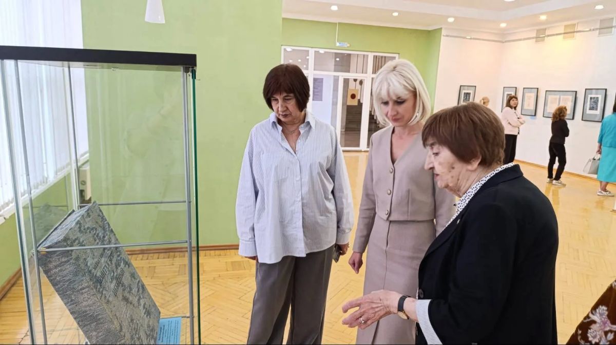 В Национальной научной библиотеке РСО-Алания состоялось открытие выставки книги «Михаил Пиотровский В Национальной научной библиотеке РСО-Алания состоялось открытие выставки книги «Михаил Пиотровский