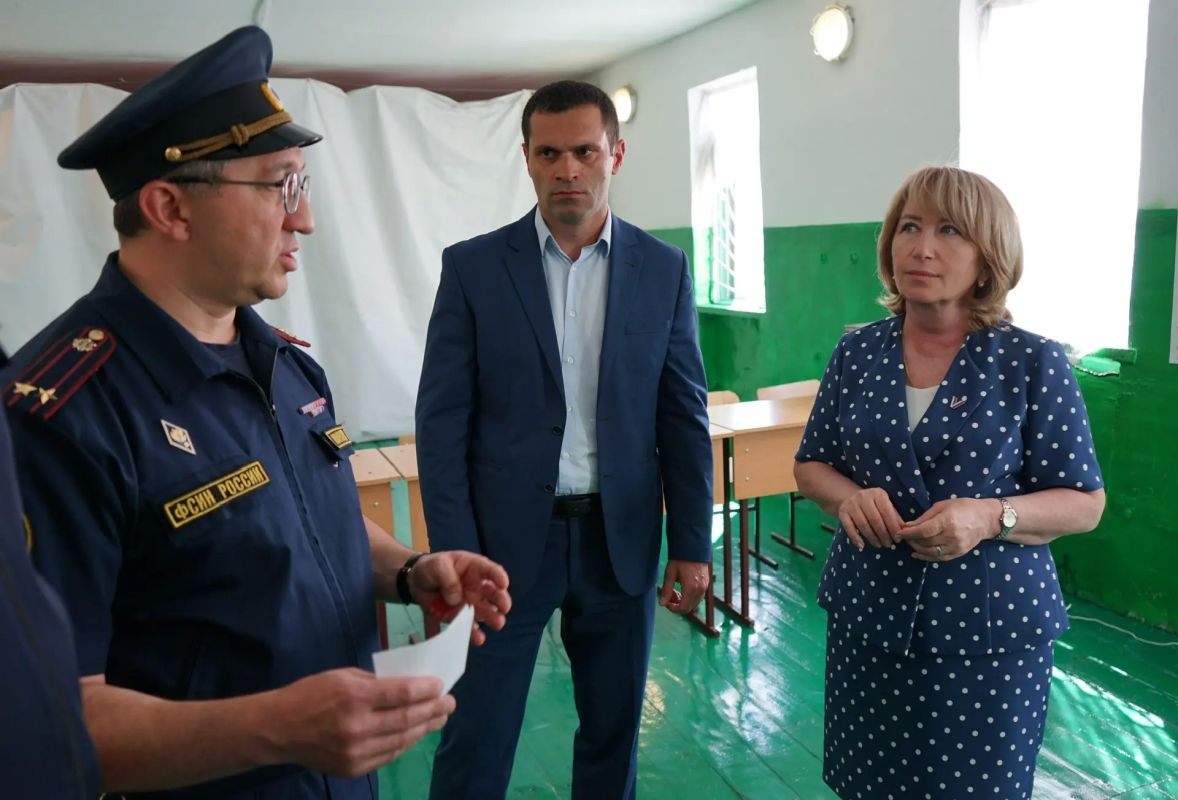 В СИЗО-1 Владикавказа проверили готовность к выборам В СИЗО-1 Владикавказа проверили готовность к выборам