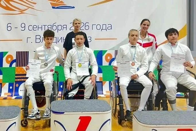 Фехтовальный прорыв: спортсмены Северной Осетии завоевали россыпь медалей на первенстве России среди лиц с ПОДА Фехтовальный прорыв: спортсмены Северной Осетии завоевали россыпь медалей на первенстве России среди лиц с ПОДА