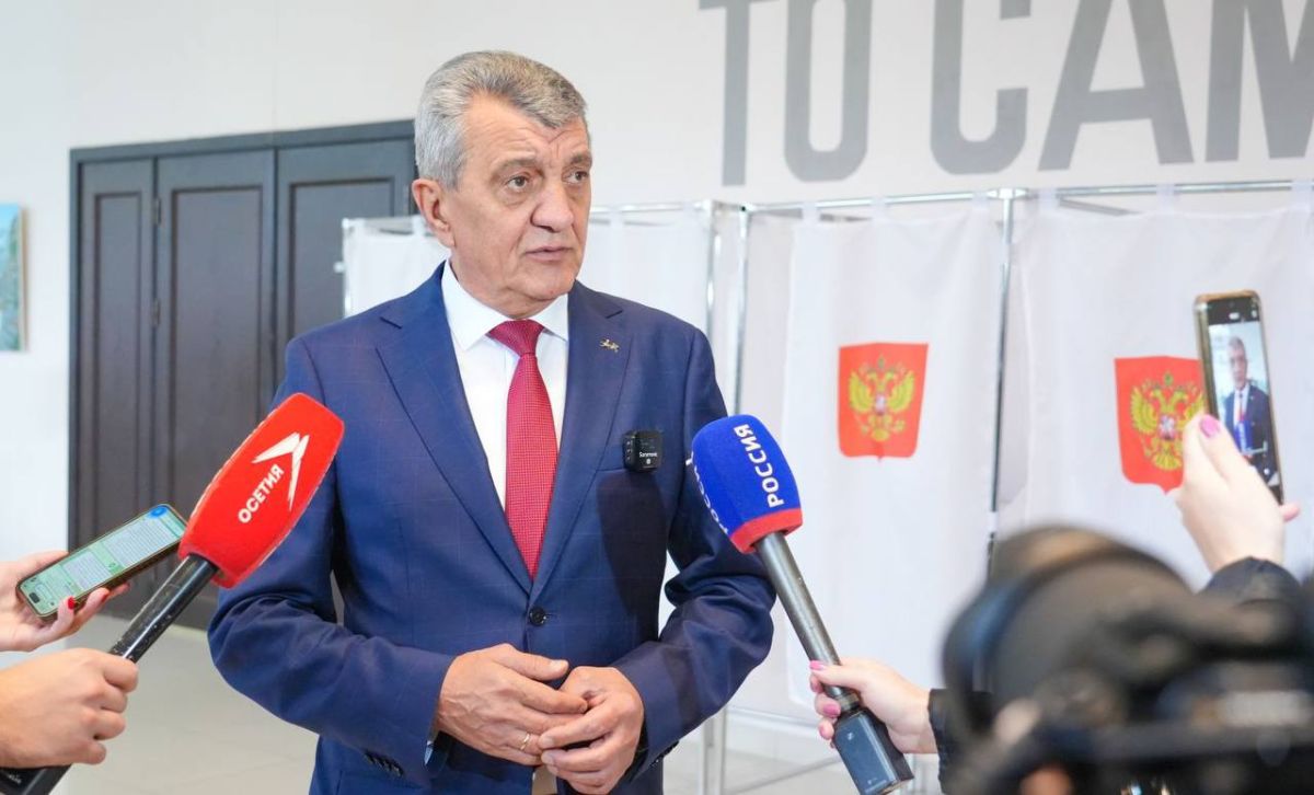 Глава РСО – Алания Сергей Меняйло проголосовал на выборах депутатов Государственной Думы Федерального Собрания Российской Федерации девятого созыва. Глава РСО – Алания Сергей Меняйло проголосовал на выборах депутатов Государственной Думы Федерального Собрания Российской Федерации девятого созыва.