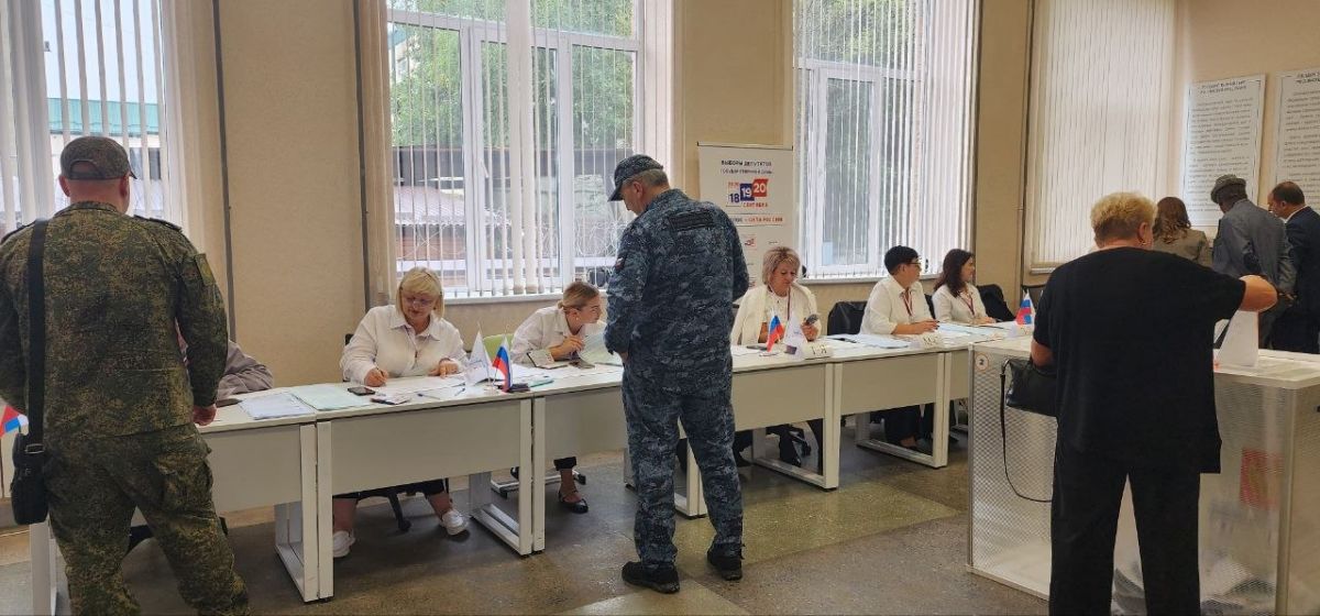 В МБОУ СОШ №11 также состоялось по-настоящему масштабное и яркое открытие избирательного участка №233 В МБОУ СОШ №11 также состоялось по-настоящему масштабное и яркое открытие избирательного участка №233