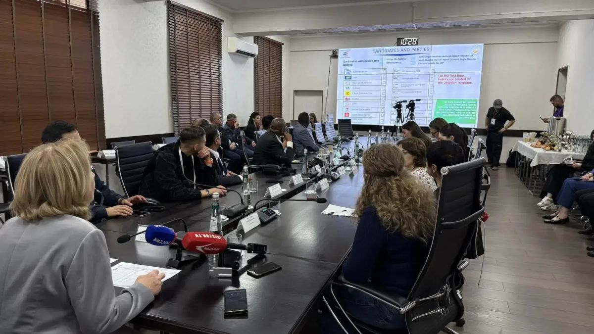 За ходом выборов депутатов Государственной Думы в Северной Осетии следят 11 международных наблюдателей из семи стран За ходом выборов депутатов Государственной Думы в Северной Осетии следят 11 международных наблюдателей из семи стран