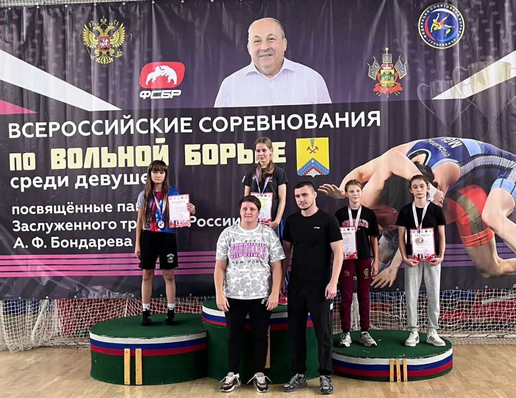 Успех женской сборной Северной Осетии на Всероссийском турнире по вольной борьбе в Гулькевичи Успех женской сборной Северной Осетии на Всероссийском турнире по вольной борьбе в Гулькевичи
