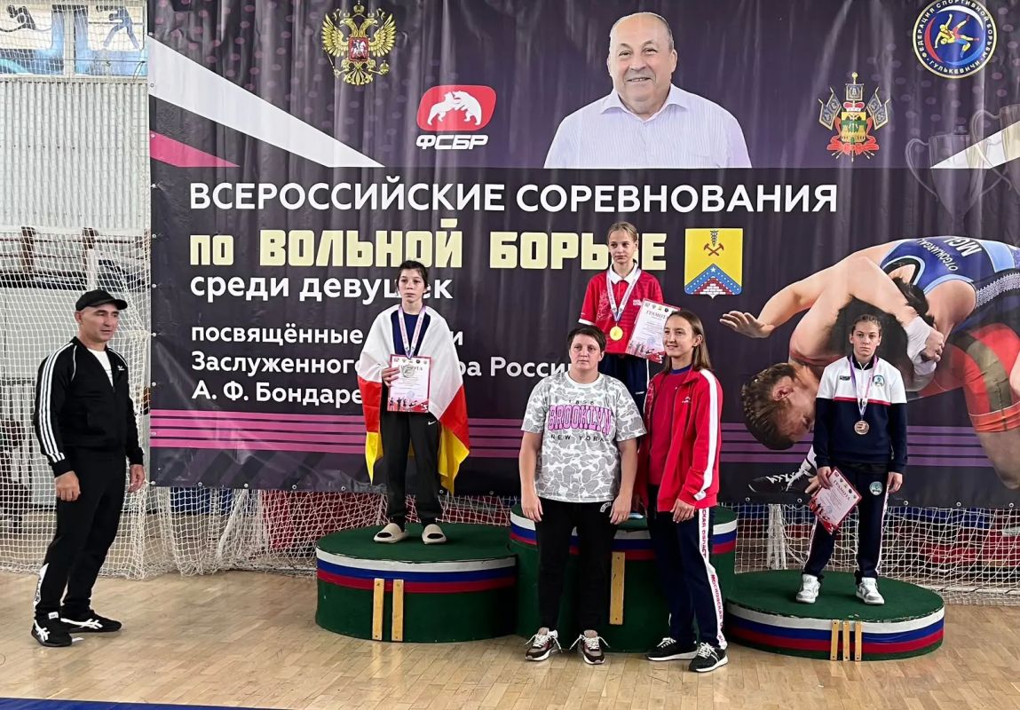 Успех женской сборной Северной Осетии на Всероссийском турнире по вольной борьбе в Гулькевичи Успех женской сборной Северной Осетии на Всероссийском турнире по вольной борьбе в Гулькевичи