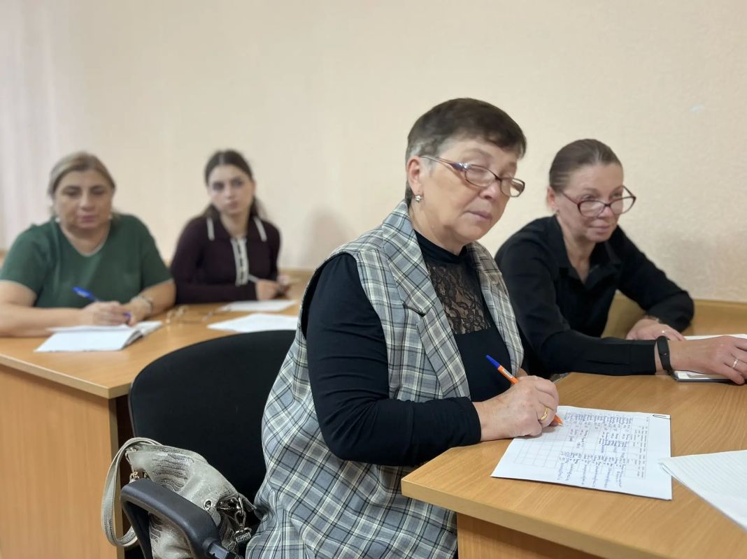 В ИРПК стартовала программа повышения квалификации для учителей начальных классов В ИРПК стартовала программа повышения квалификации для учителей начальных классов