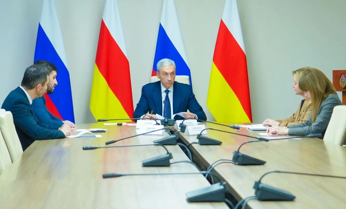 Председатель Правительства РСО – Алания Борис Джанаев провел совещание по мерам поддержки, оказываемым в сфере промышленности и инвестиций республики Председатель Правительства РСО – Алания Борис Джанаев провел совещание по мерам поддержки, оказываемым в сфере промышленности и инвестиций республики