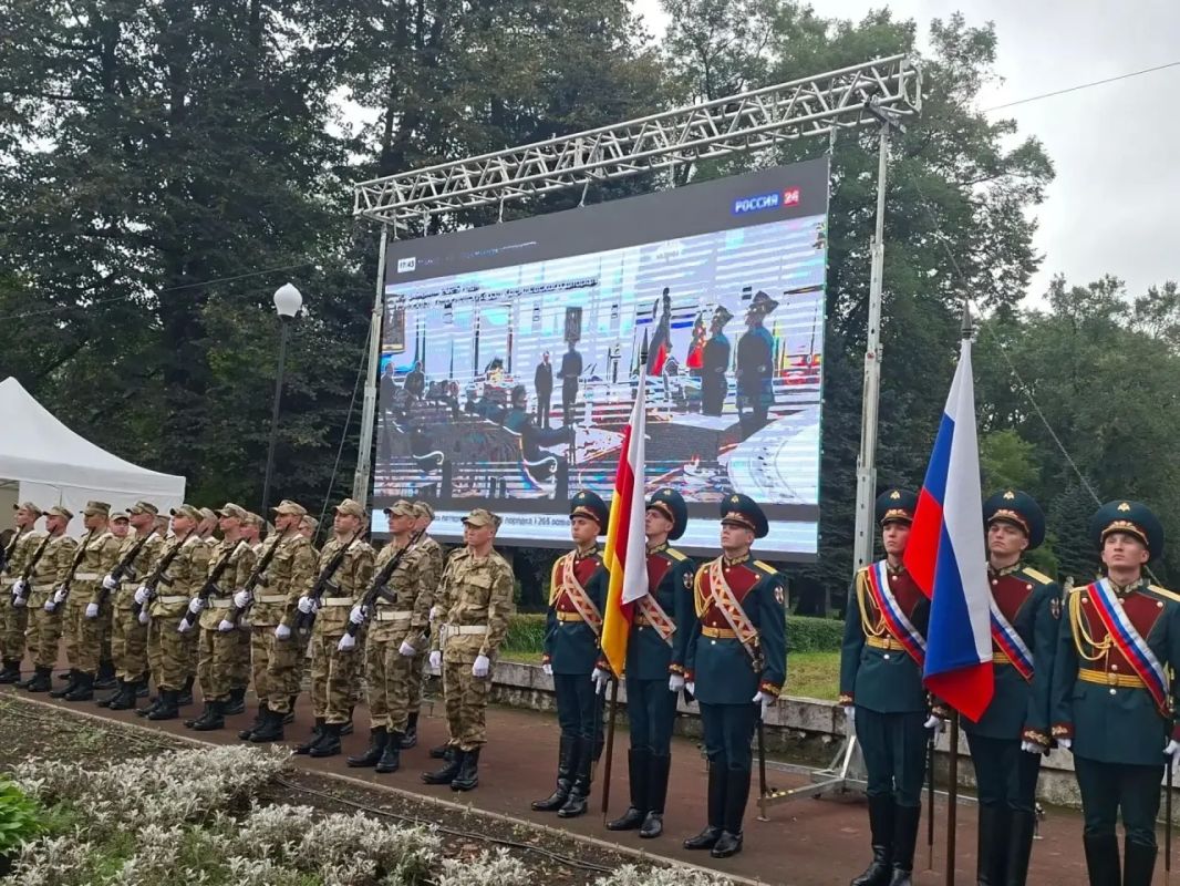 Аллея Славы...Здесь прошла церемония открытия памятника Герою России Марату Тибилову (позывной "Талиб") Аллея Славы...Здесь прошла церемония открытия памятника Герою России Марату Тибилову (позывной "Талиб")