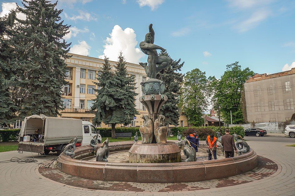 До следующей весны. С приходом октября во Владикавказе традиционно завершился сезон работы городских фонтанов