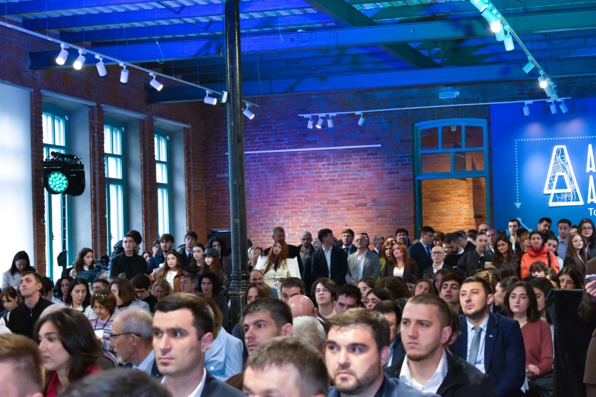 «АрхАлания»: старт дан!. Масштабное событие проходит в рамках Года архитектуры и объединяет экспертов со всей страны «АрхАлания»: старт дан!. Масштабное событие проходит в рамках Года архитектуры и объединяет экспертов со всей страны