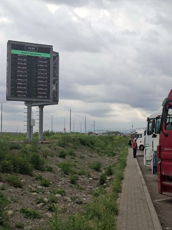 Год с момента запуска системы электронной очереди в автомобильном пункте пропуска Верхний Ларс: итоги работы Год с момента запуска системы электронной очереди в автомобильном пункте пропуска Верхний Ларс: итоги работы