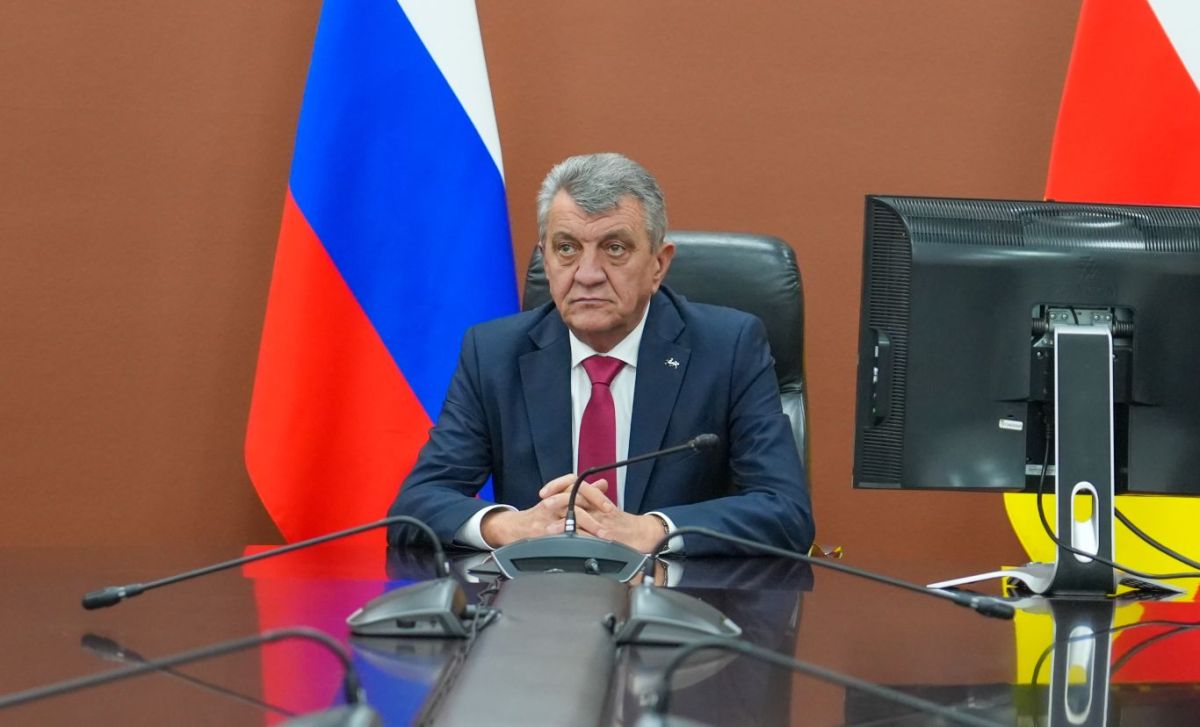 Сергей Меняйло принял участие во встрече Владимира Путина с избранными главами субъектов Сергей Меняйло принял участие во встрече Владимира Путина с избранными главами субъектов