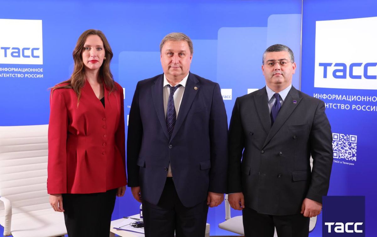 Главное из заявлений, а также фоторепортаж с видеоинтервьюзаместителя председателя Комиссии по культуре и сохранению духовного наследия ОП РФ Павла Покровского Региональному информационному центру "ТАСС Кавказ" на площадке... Главное из заявлений, а также фоторепортаж с видеоинтервьюзаместителя председателя Комиссии по культуре и сохранению духовного наследия ОП РФ Павла Покровского Региональному информационному центру "ТАСС Кавказ" на площадке...