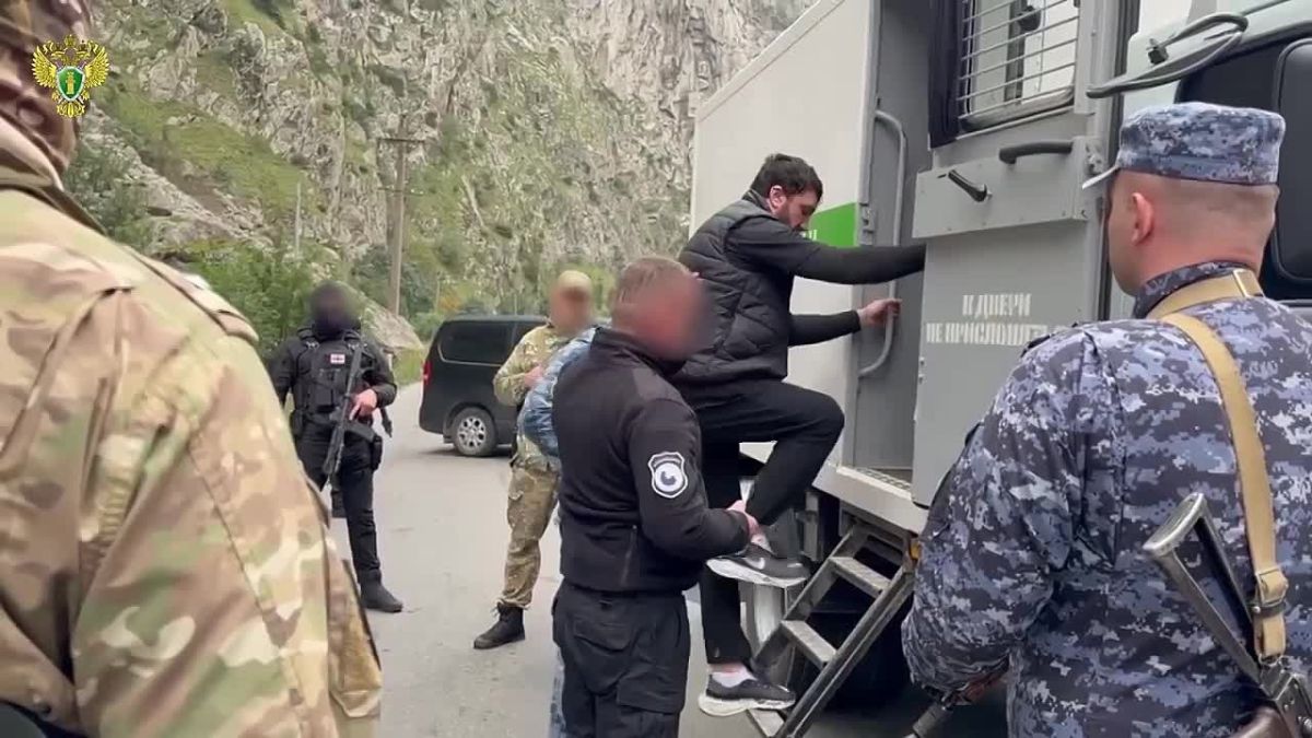 Заключённого, напавшего на конвой в поезде "Владикавказ — Адлер", экстрадировали из Грузии
