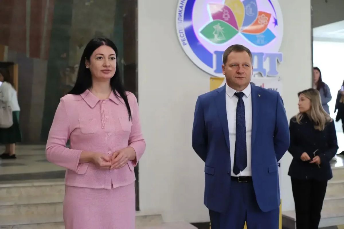 Дорогие учителя, педагоги, наставники! Коллеги! Дорогие учителя, педагоги, наставники! Коллеги!