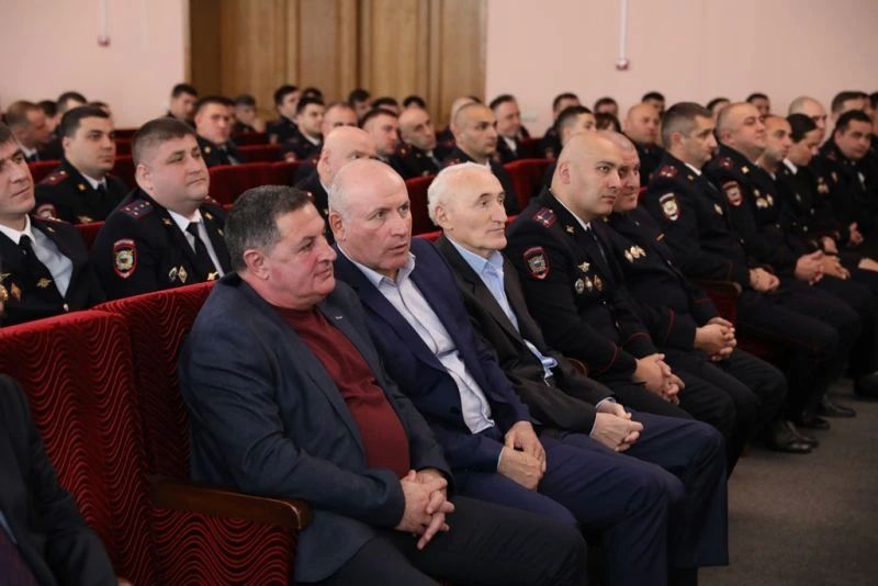 В актовом зале МВД по РСО-Алания состоялось торжественное мероприятие, приуроченное ко Дню уголовного розыска В актовом зале МВД по РСО-Алания состоялось торжественное мероприятие, приуроченное ко Дню уголовного розыска