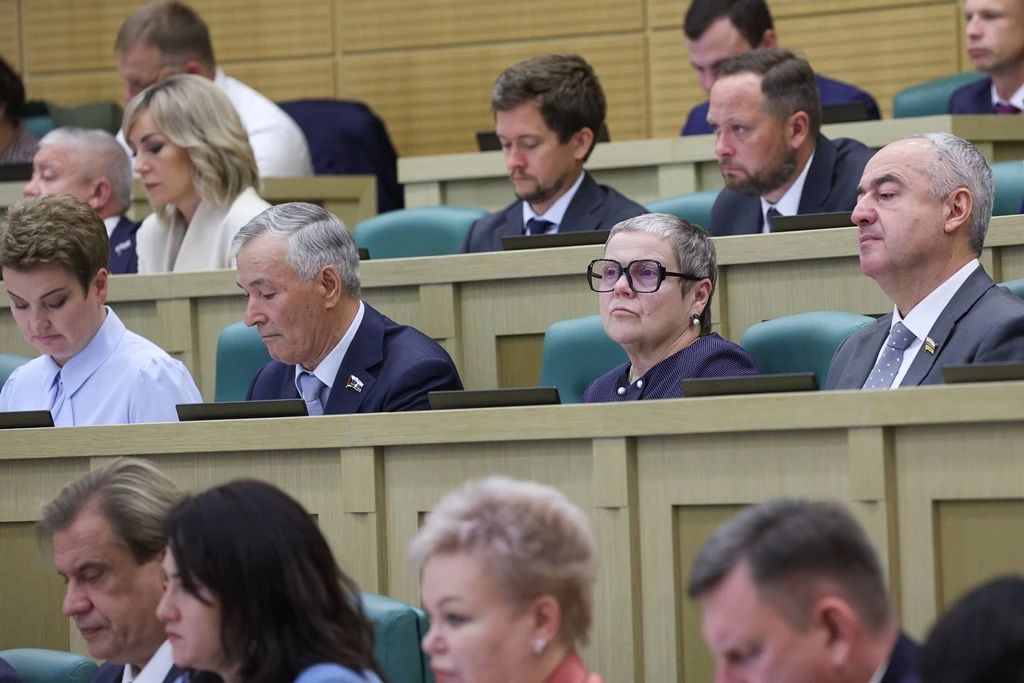 Руководитель депутатского корпуса РСО-Алания Таймураз Тускаев принял участие в парламентских слушаниях «О параметрах проекта федерального бюджета на 2027 год и на плановый период 2028 и 2029 годов», которые прошли в Совете... Руководитель депутатского корпуса РСО-Алания Таймураз Тускаев принял участие в парламентских слушаниях «О параметрах проекта федерального бюджета на 2027 год и на плановый период 2028 и 2029 годов», которые прошли в Совете...