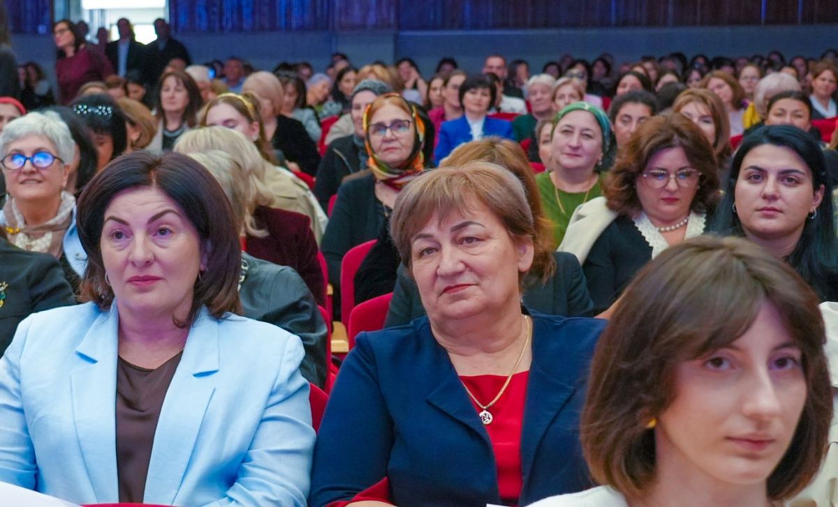 Не профессия – а призвание Не профессия – а призвание