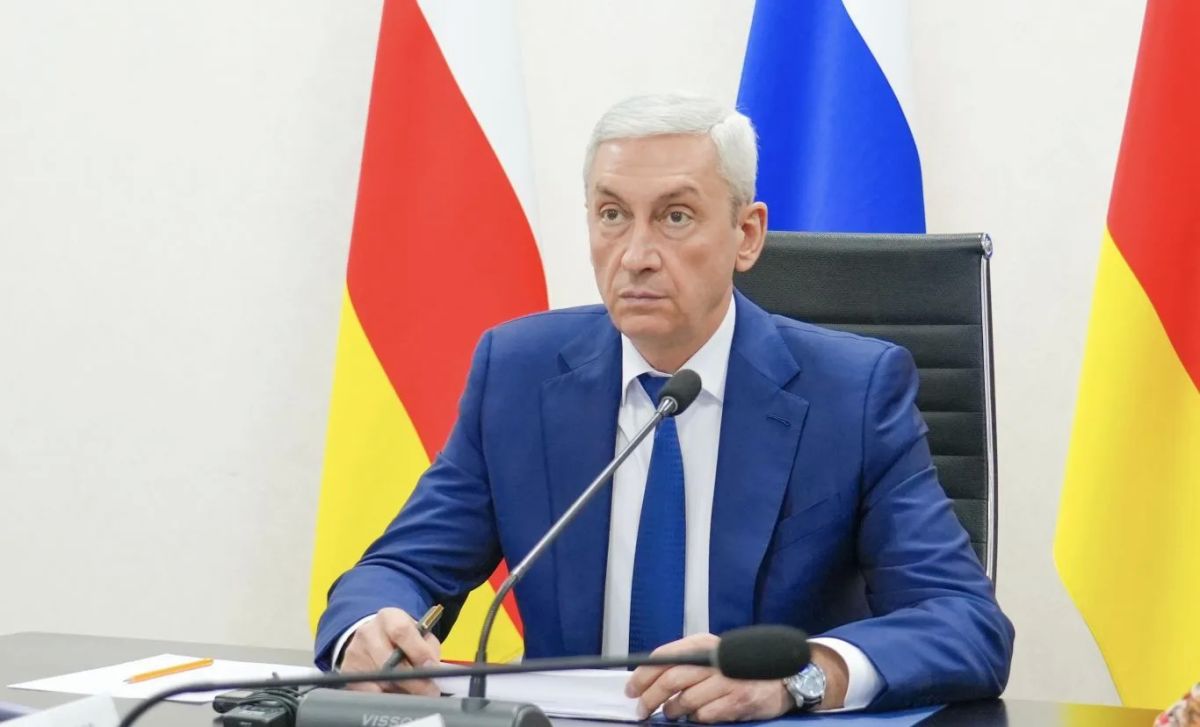 Председатель Правительства РСО – Алания Борис Джанаев в режиме видео-конференц-связи принял участие в заседании комиссии Государственного Совета Российской Федерации по направлению «Экономика и финансы», которое провел... Председатель Правительства РСО – Алания Борис Джанаев в режиме видео-конференц-связи принял участие в заседании комиссии Государственного Совета Российской Федерации по направлению «Экономика и финансы», которое провел...