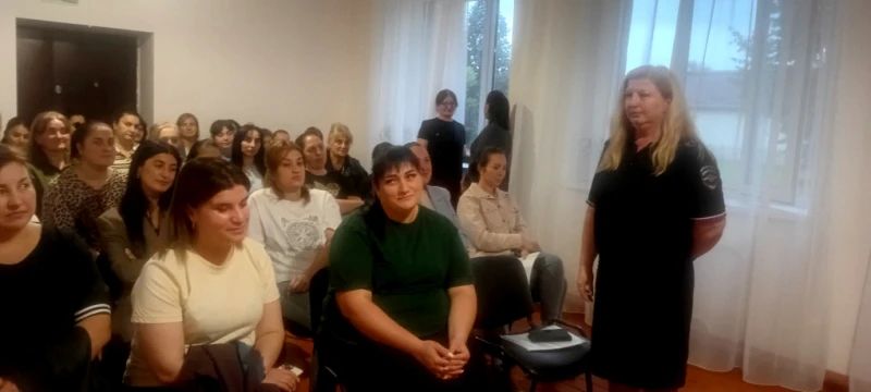 В Северной Осетии полицейские Пригородного района приняли участие в общешкольном родительском собрании