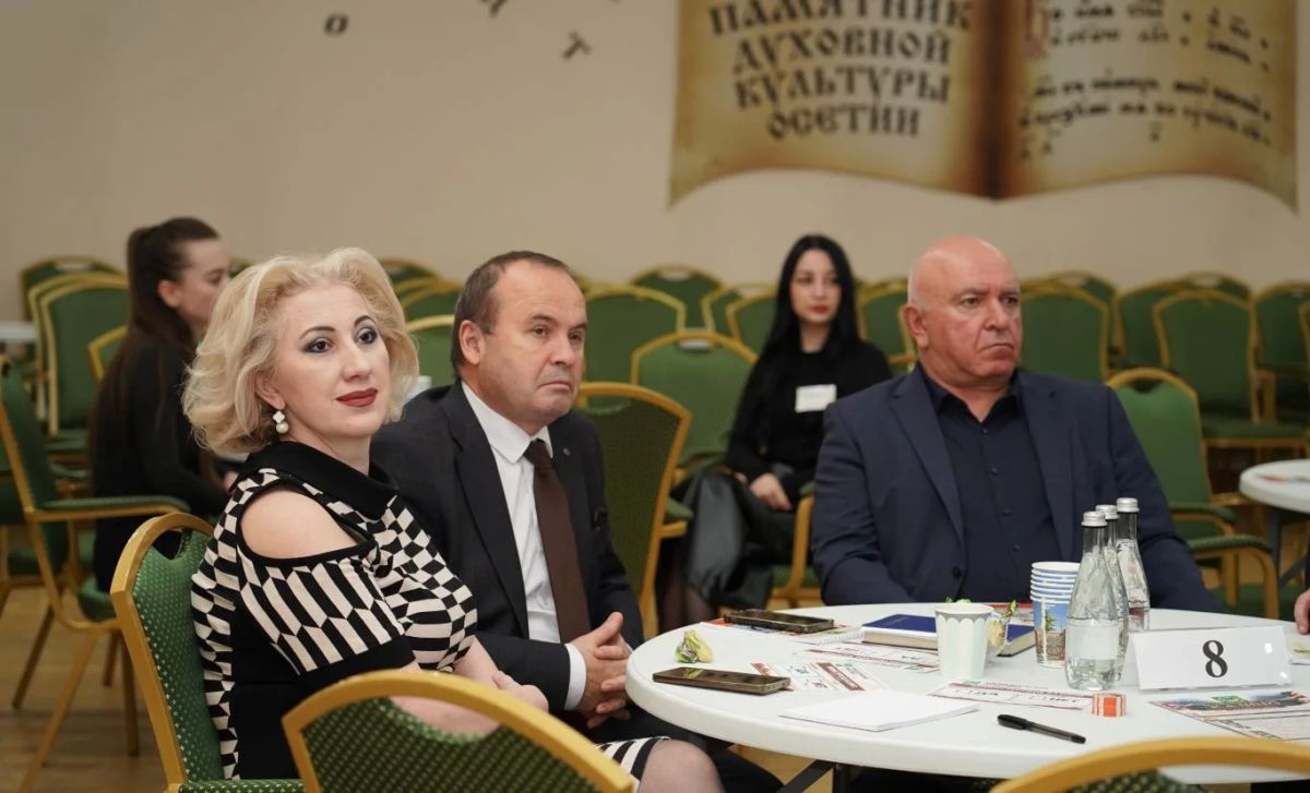 В Северной Осетии продолжается реализация проекта для руководителей органов исполнительной власти «Управленческие практики ОИВ» В Северной Осетии продолжается реализация проекта для руководителей органов исполнительной власти «Управленческие практики ОИВ»