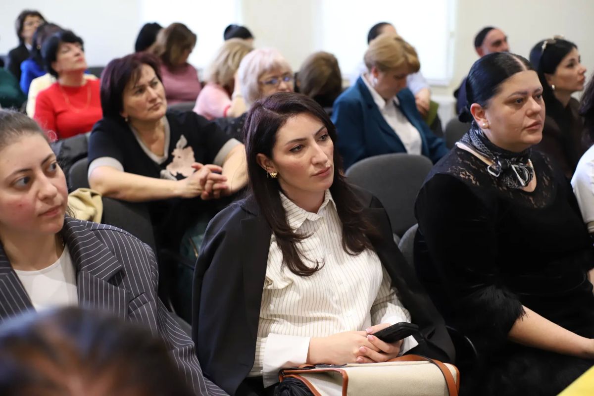 Опыт и мотивация: педагоги обсудили подготовку к всероссийским проверочным работам Опыт и мотивация: педагоги обсудили подготовку к всероссийским проверочным работам