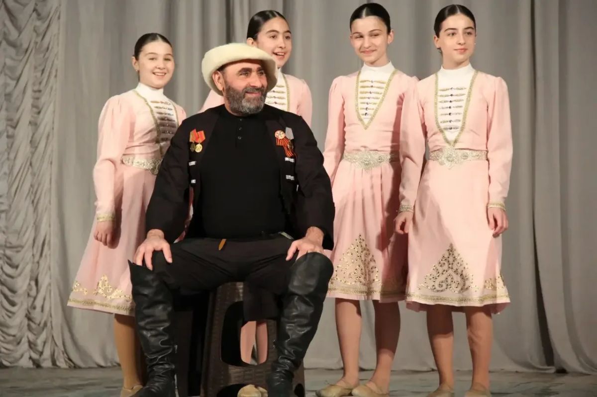 Дорогие педагоги, руководители кружков, студий и секций, методисты и все, кто работает в сфере дополнительного образования! Дорогие педагоги, руководители кружков, студий и секций, методисты и все, кто работает в сфере дополнительного образования!