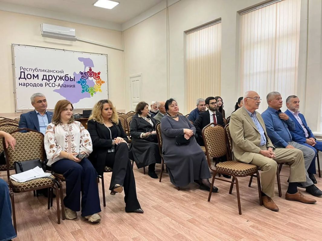 Национально-культурные общества Северной Осетии обсудили предстоящие мероприятия Национально-культурные общества Северной Осетии обсудили предстоящие мероприятия