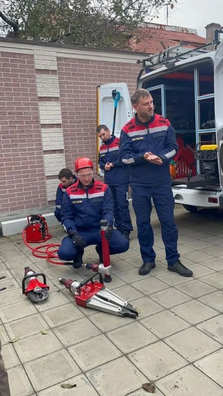 Во Владикавказе прошел первый в России пилотный социальный проект - Учебно-практические курсы «Буран» Во Владикавказе прошел первый в России пилотный социальный проект - Учебно-практические курсы «Буран»